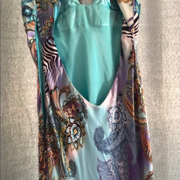 Dress - Picture 7 of 8